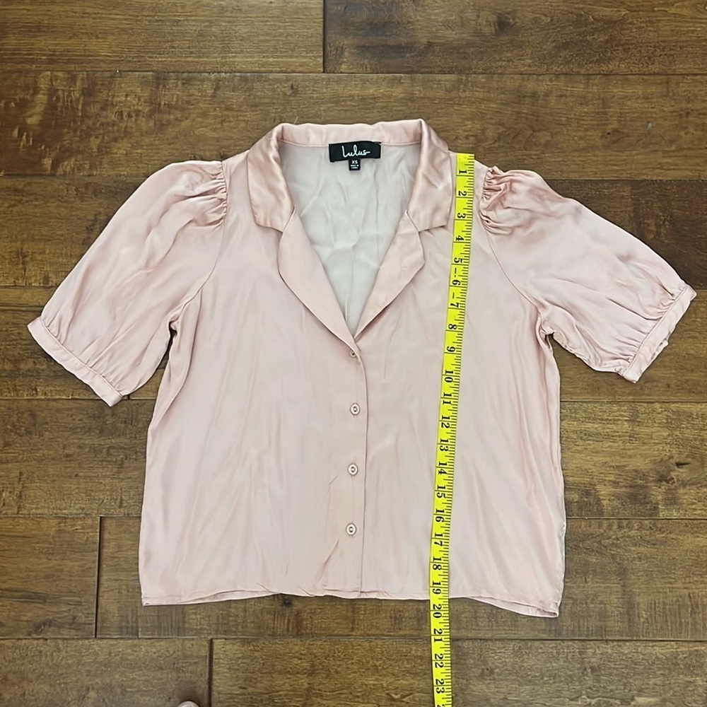 Lulus Sweet and Chic Dusty Pink Satin Button-Up Short Sleeve Top - Picture 6 of 11